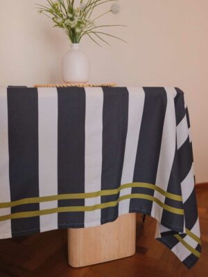 MANTEL RAYAS NEGRO Y VERDE 3 MTS
